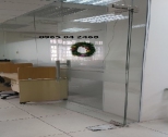 Sửa cửa kính cường lực, sửa cửa kính văn phòng giá rẻ tại Giang Văn Minh Hà Nội